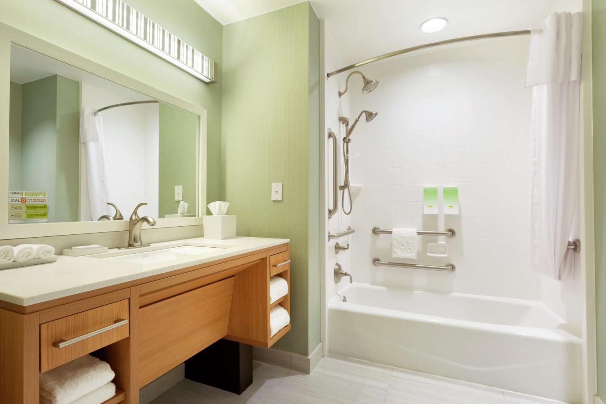 Home2 Suites By Hilton Midland Bagian luar foto