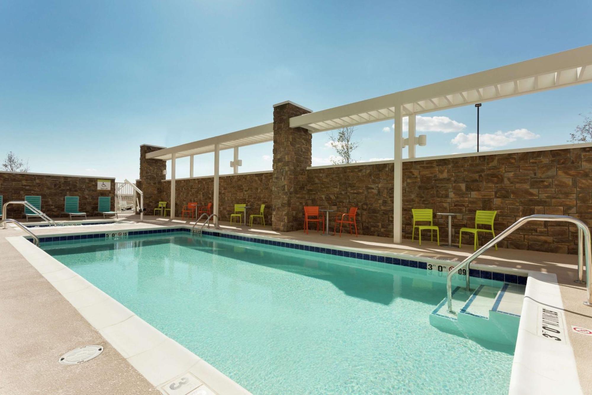 Home2 Suites By Hilton Midland Bagian luar foto
